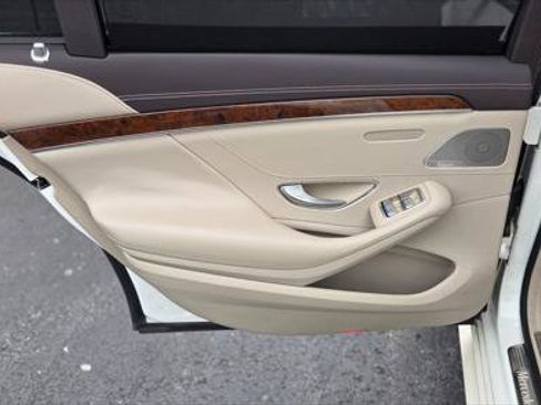 Used 2014 Mercedes-Benz S 550 Sedan w/ Sport Package Plus One image 17