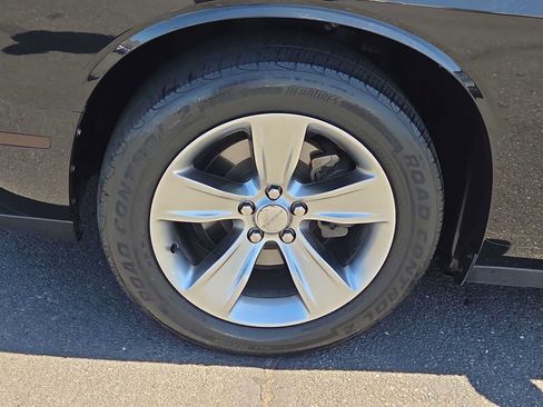 Used 2020 Dodge Challenger SXT RWD image 16