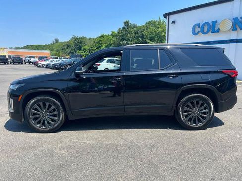 Used 2023 Chevrolet Traverse RS w/ LPO, Floor Liner Package AWD/4WD image 8