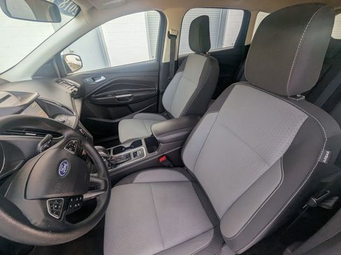 Used 2018 Ford Escape SE w/ SE Sync 3 Package image 8