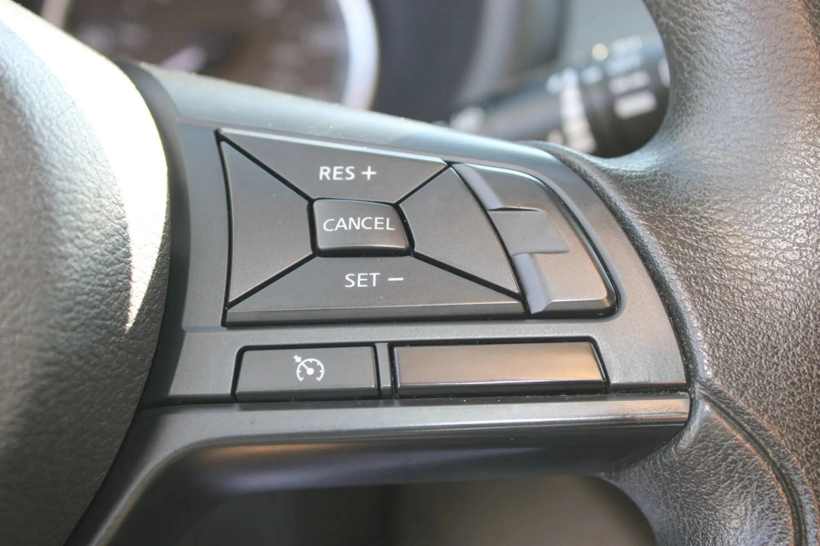Used 2024 Nissan Kicks S FWD image 25