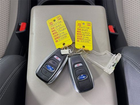 Used 2023 Subaru Forester Premium AWD/4WD image 33
