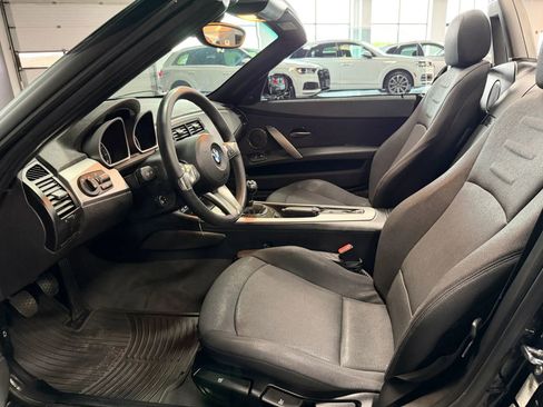 Used 2007 BMW Z4 3.0i RWD image 13