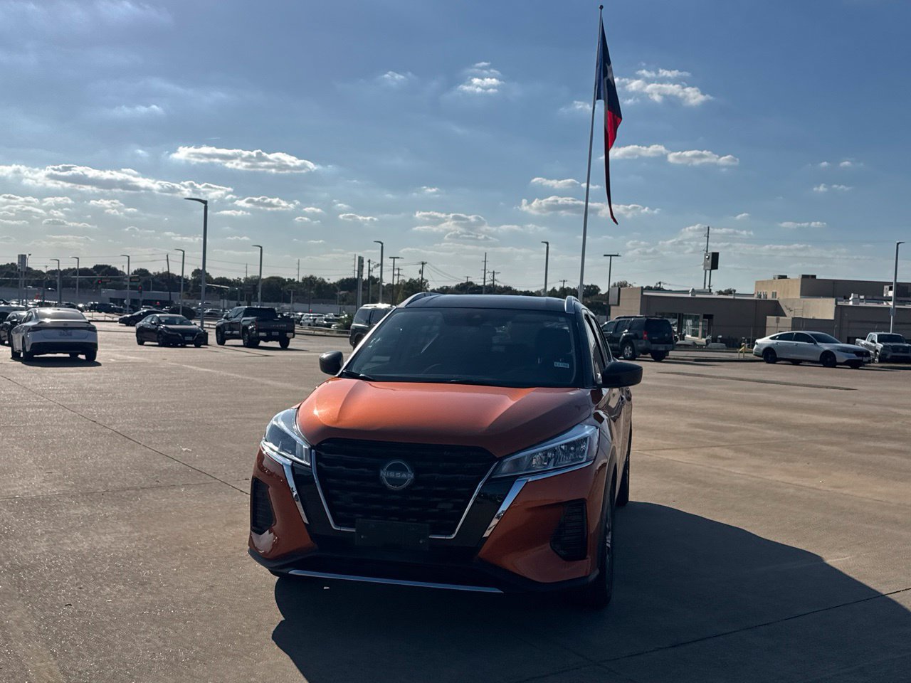 Used 2024 Nissan Kicks SV FWD image 7