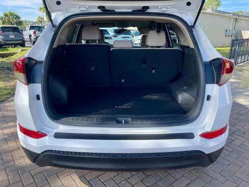 Used 2017 Hyundai Tucson SE image 5