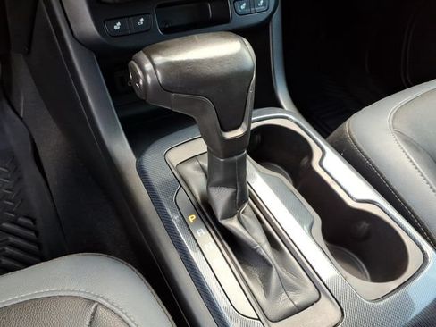 Used 2020 Chevrolet Colorado Z71 AWD/4WD image 13