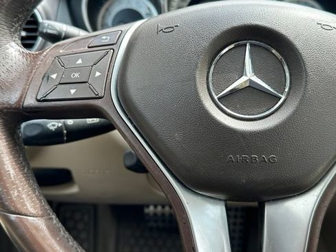 Used 2012 Mercedes-Benz C 300 4MATIC Sedan image 21