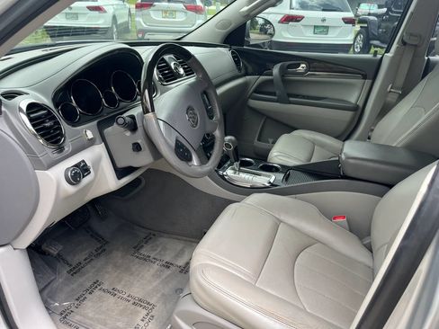 Used 2017 Buick Enclave Premium AWD/4WD image 10