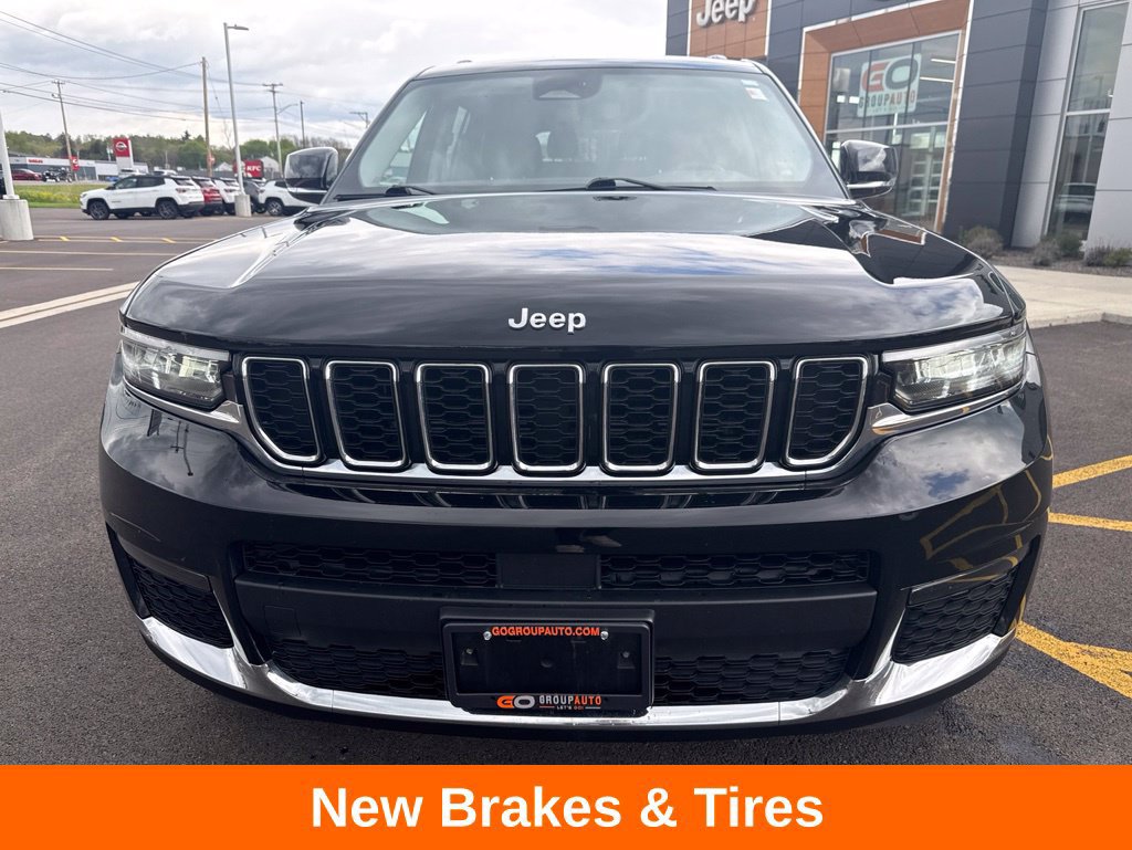 Used 2023 Jeep Grand Cherokee L Limited AWD/4WD image 2