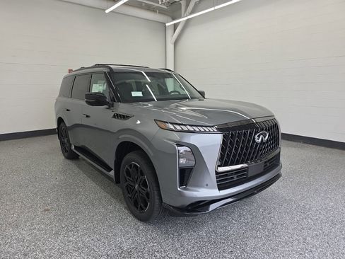 New 2026 INFINITI QX80 4WD image 7