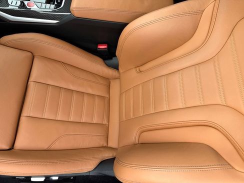 Used 2023 BMW M2 w/ Lighting Package RWD image 8