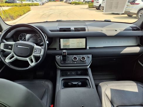 Used 2023 Land Rover Defender 110 SE AWD/4WD image 23