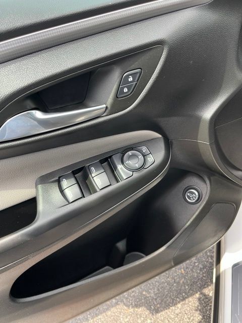 Used 2024 Buick Envista Avenir FWD image 10