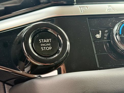 New 2026 Nissan Pathfinder SL FWD image 18