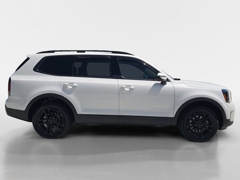 Used 2025 Kia Telluride SX Prestige X-Line AWD/4WD image 2