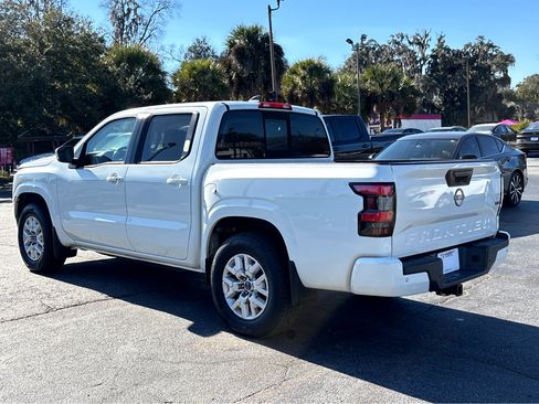 Used 2022 Nissan Frontier SV image 27
