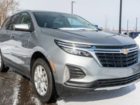 Used 2024 Chevrolet Equinox LT w/ Driver Convenience Package AWD/4WD image 4