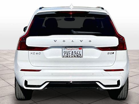 Used 2026 Volvo XC60 B5 Ultra w/ Climate Package AWD/4WD image 7