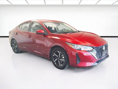 Used 2024 Nissan Sentra SV image 3