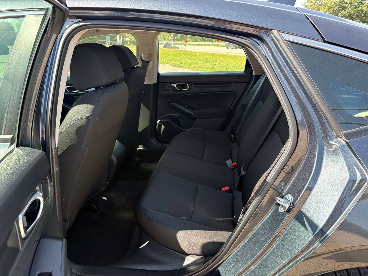 Used 2023 Honda Civic LX image 9
