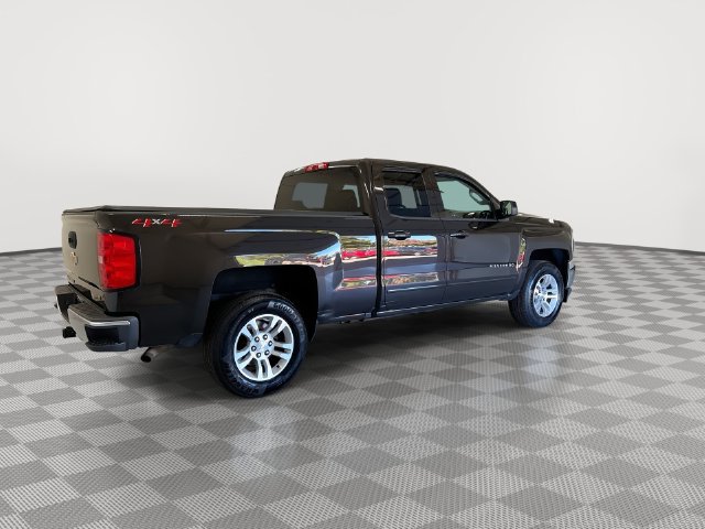 Used 2018 Chevrolet Silverado 1500 LT w/ All Star Edition AWD/4WD image 12