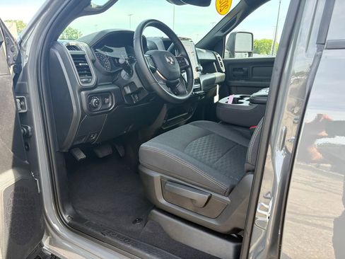 Used 2026 RAM 2500 Tradesman AWD/4WD image 14