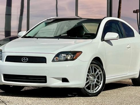 Used 2010 Scion tC image 2