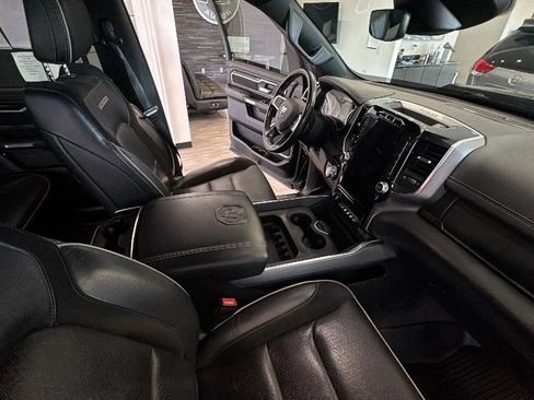 Used 2021 RAM 1500 Laramie AWD/4WD image 34