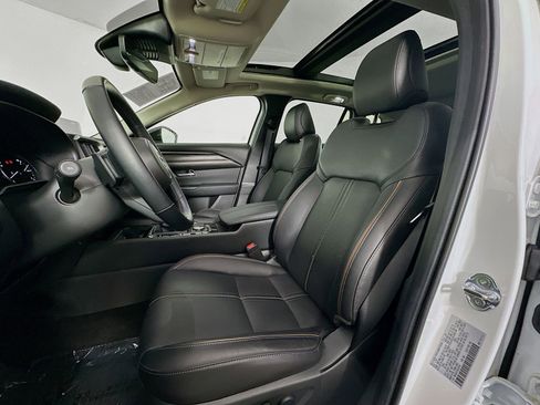 Used 2025 MAZDA CX-50 AWD 2.5 Turbo w/ Premium Pkg image 22