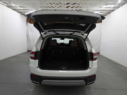 Used 2025 Honda Pilot Elite image 31