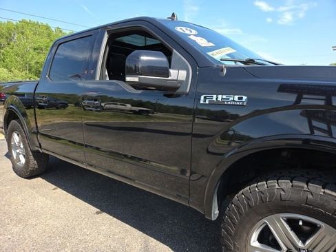 Used 2019 Ford F150 Lariat w/ Equipment Group 502A Luxury AWD/4WD image 10
