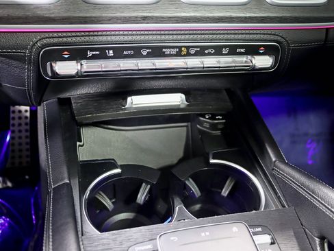 Used 2022 Mercedes-Benz GLS 450 4MATIC image 31