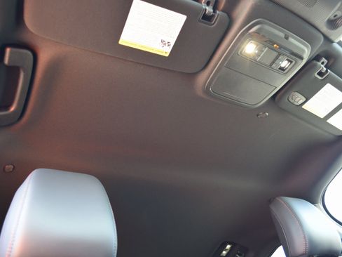 New 2026 Ford Explorer ST-Line w/ ST-Line Street Pack image 26