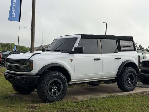 Used 2022 Ford Bronco Badlands AWD/4WD image 13