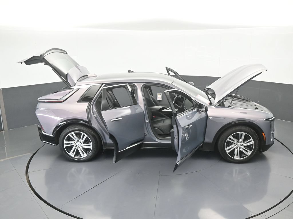 Used 2024 Cadillac Lyriq Tech RWD image 84