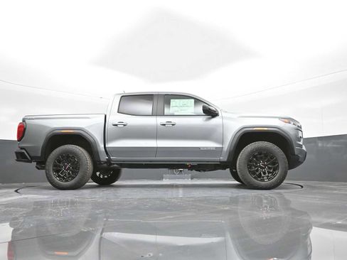 New 2026 GMC Canyon Elevation w/ Convenience Package image 39