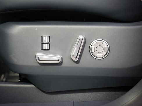 New 2026 Lincoln Nautilus Black Label AWD/4WD image 15