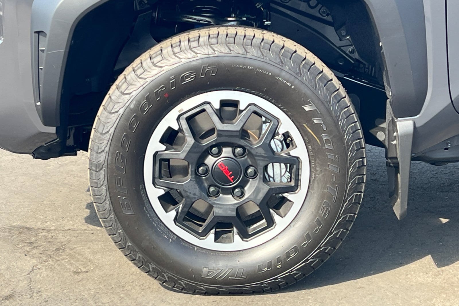 Used 2026 Toyota Tacoma TRD Off-Road AWD/4WD image 24