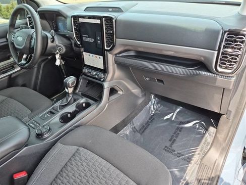 Used 2024 Ford Ranger XLT w/ Technology Package AWD/4WD image 19