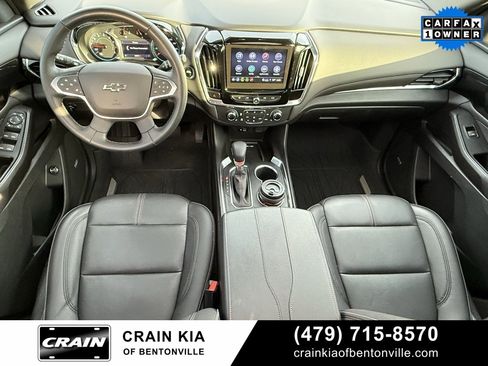 Used 2023 Chevrolet Traverse RS image 28