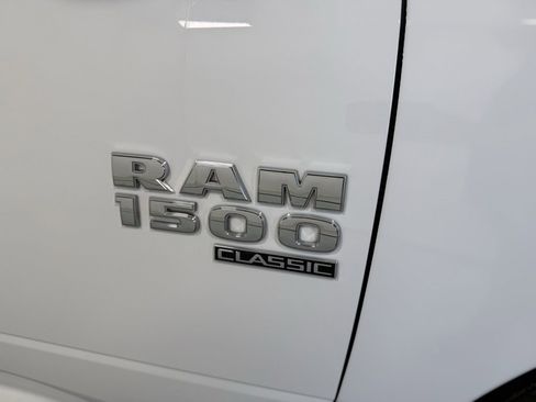 Used 2024 RAM 1500 Classic SLT image 8