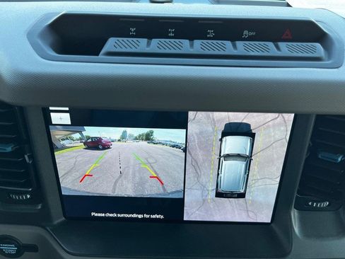 Used 2024 Ford Bronco Wildtrak image 21