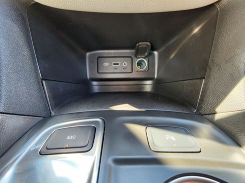 Used 2024 Chevrolet Equinox LT w/ Driver Convenience Package AWD/4WD image 25