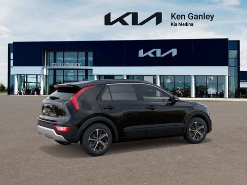 New 2026 Kia Niro EX image 6