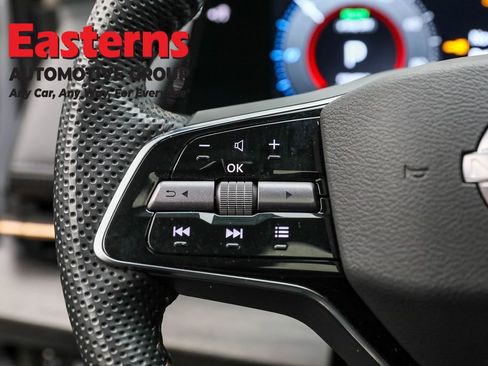 Used 2024 Nissan Ariya FWD image 16