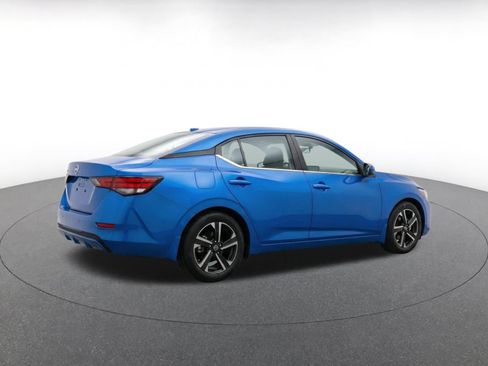 Used 2025 Nissan Sentra SV FWD image 7