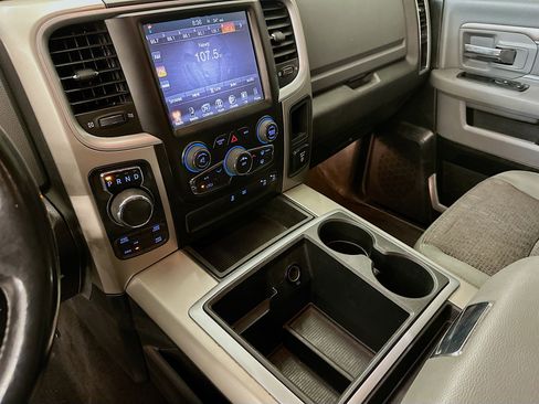 Used 2014 RAM 1500 Big Horn image 25