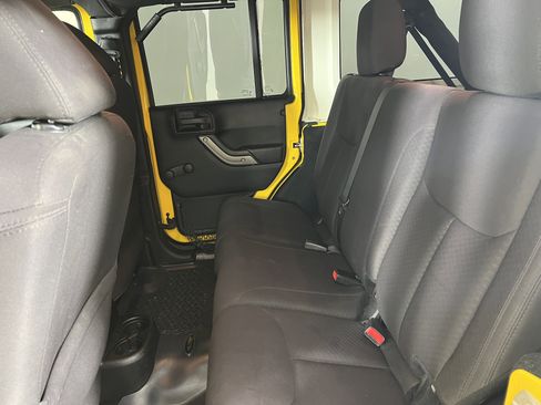 Used 2015 Jeep Wrangler Unlimited Sport image 18
