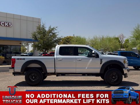 Used 2019 Ford F250 Lariat w/ Lariat Value Package AWD/4WD image 3