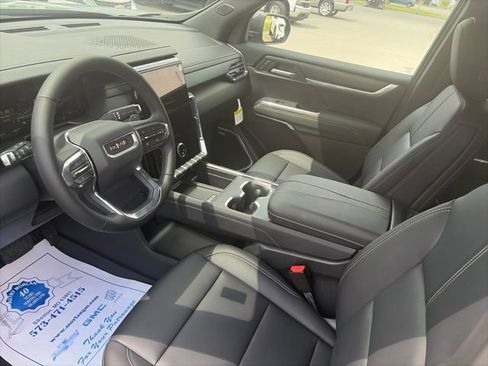 New 2026 GMC Acadia Elevation w/ Black Edition AWD/4WD image 16